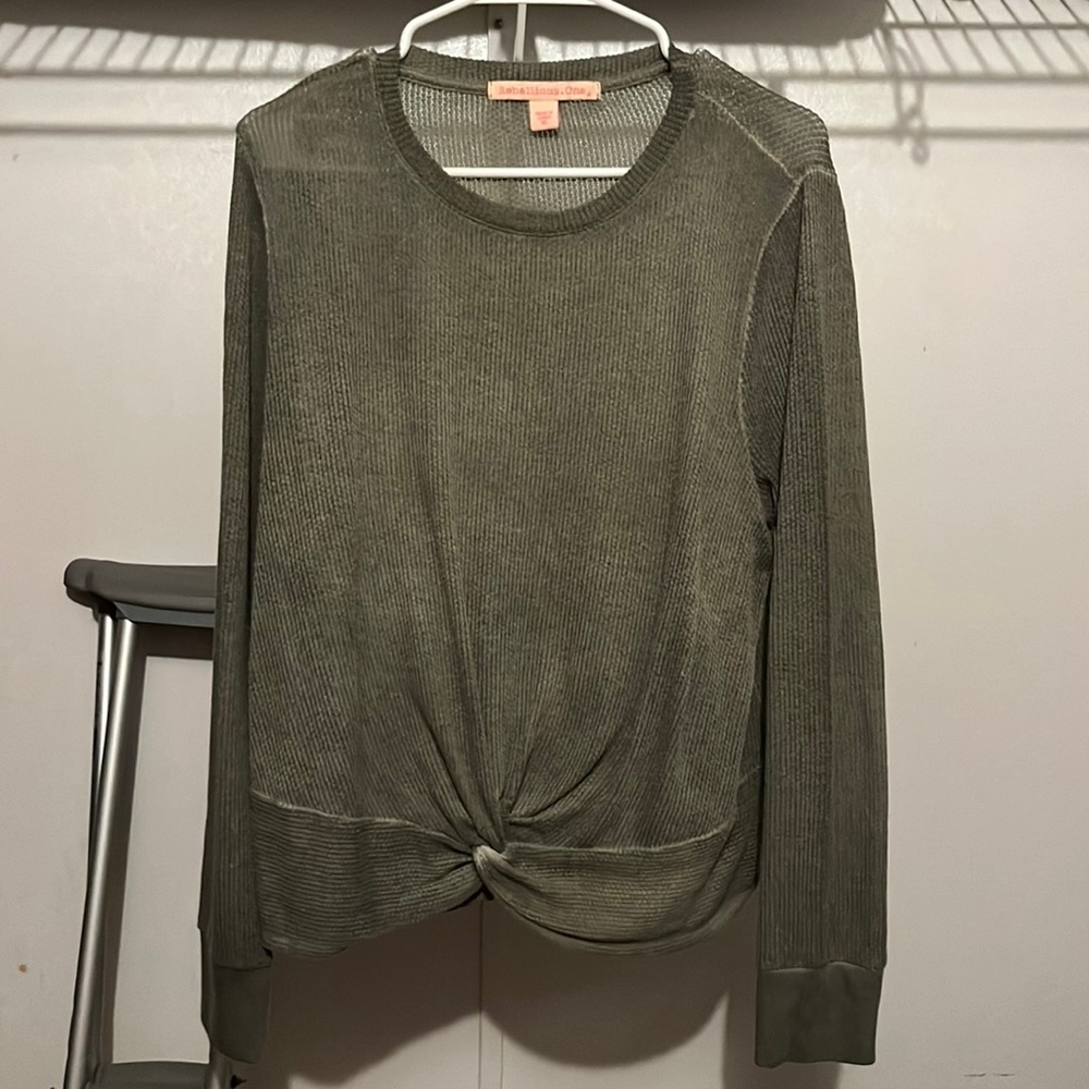 Long sleeve shirt